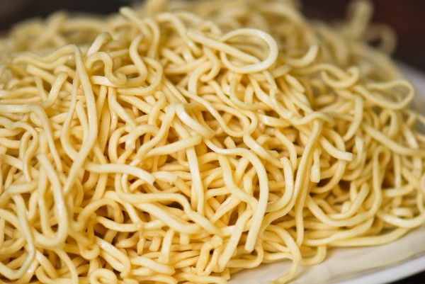 noodle istantanei calorie